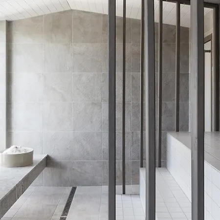 Hotel Estonia &