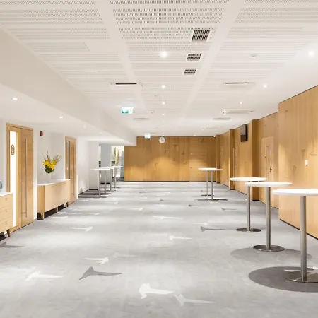 エストニア ＆ スパ ホテル 4*