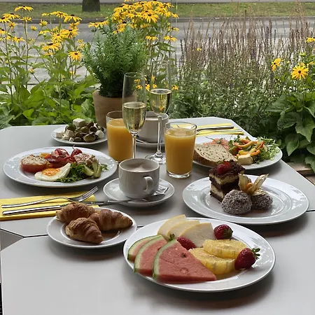 Estonia & Hotel Pärnu