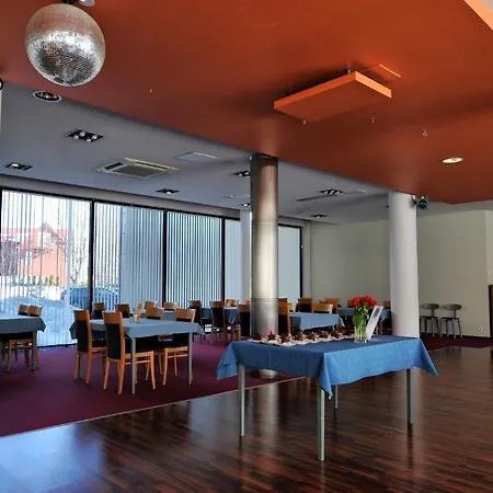 エストニア ＆ スパ ホテル パルヌ