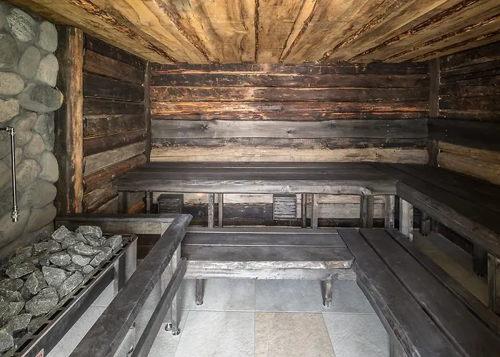 Ξενοδοχείο Estonia & Παρνού