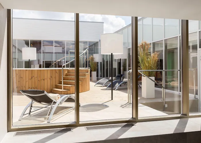 Estonia & 4* Παρνού