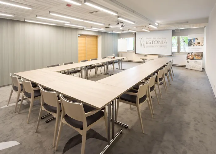 Estonia & Hotel Parnu