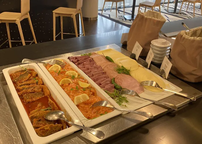 Estonia & Ξενοδοχείο 4*