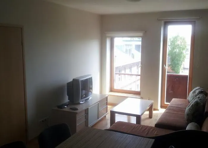 Estonia & Παρνού